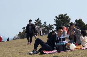 Xiaomai Island Park Reopens; Spring Trips, Picnics, and Sightseeing Encouraged - Don't Forget Your Masks!