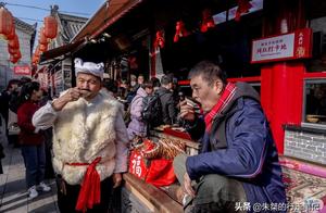Former Viral Xi'an 'Shattered Wine' - 20,000 Bowls Daily; Now Free Yet Rarely Attended