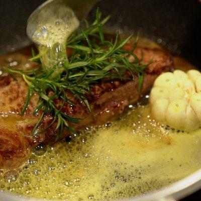 大厨教你这么做红酒牛排，分分钟就可以学会