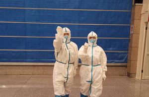 Fighting the Epidemic Through the Lens: A Couple's Promise in a Fangcang Hospital – Watching TV After the Pandemic