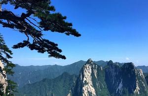 Mount Hua is not only known for its wonders but also for many unsolved mysteries!