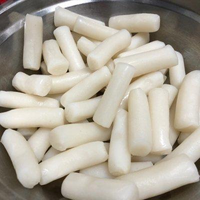 最常吃的家常菜，还属泡菜炒年糕最诱人