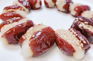 I've made these small snacks many times, they're so delicious that I always finish them every time.