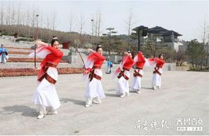 Ni Shan Sacred Realm Opens its Doors – 'Xinhlin Spring Warmth' Welcome Dance Performance!