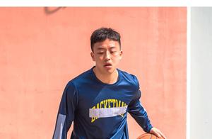 How to Dress for Basketball in Spring? This Long-Sleeve Basketball Training Shirt is Easy to Wear and You Don't Want to Take It Off