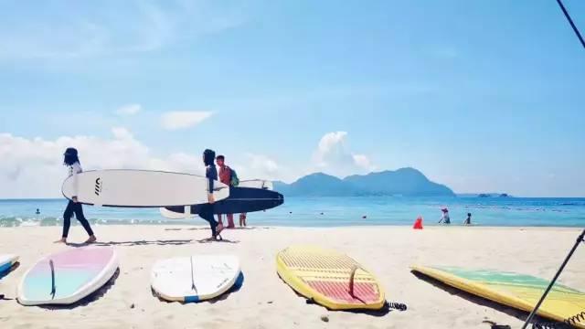 旅行柚子君▲旅行隐世的海滩不需要走远,人少景美,网友:深圳最后一片净土