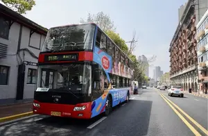 Crushing It! Take Bus 911 to Xuhui, Directly Reaching a Wave of Attractions!
