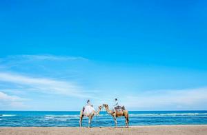 Visiting Bali and Blue Dream Island