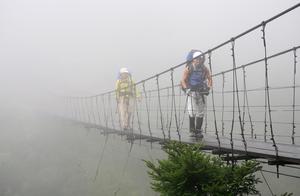 Lightweight Outdoor Equipment: How to Achieve Lightness in the Mountains and Outdoors?