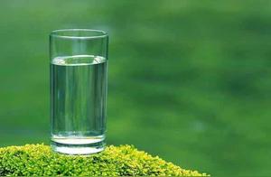 To be human, be like a cup of water – colorless and pure.