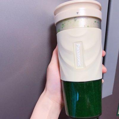 在家做酸菜翡翠饺子，比买的更好吃