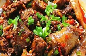 Food Recommendations: Spicy Chicken with Baby Chicken, Braised Pork Belly with Potatoes, Sour Chili Stir-Fried Duck