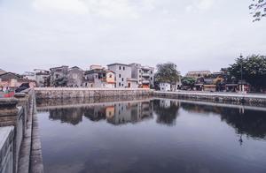 Recreating Qing Dynasty Private School Scenes: This Lingnan Cultural Town is Guangzhou's Only National-Level Historical Town