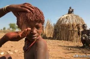 Everyone is Worried About Africans Not Being Able to Eat Enough, Seeing Their Vegetable Markets, Internet Users Exclaim: Too Much Waste