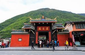 Luding Bridge: Three Chain Falls Throughout its 300-Year History