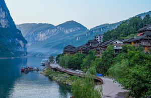 At the Border of Chongqing and Guizhou, a Thousand-Year-Old Town Lies Hidden, Renowned as a Sparkling Pearl of the Wu River