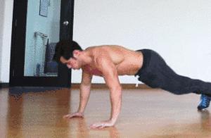 Master these 5 handstand brushing exercises daily, and you can also achieve a great physique!