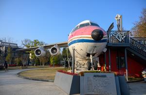 The Only Airplane Restaurant in Jiande, Zhejiang – A $20 Entry Ticket to a 200,000 Yuan Plane