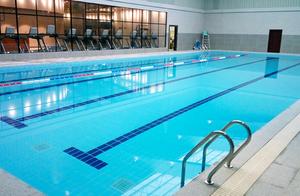The ‘Largest’ Swimming Pool in the World – Only 3 Square Meters, But You Can Never Reach the End!
