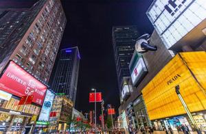 Traveling to Chengdu: It's Not Just About Checking in at Spring City – Living There Reveals Beautiful Women and the Prosperous Atmosphere of a Trendy City