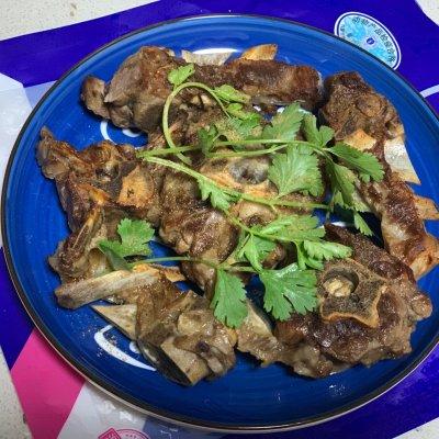 雪冬的第一锅羊蝎子汤