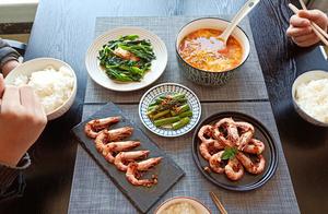 Sharing My Lunch, Delicious and Simple, Affordable and Comfortable, Netizens: Refined Living, Wonderful Life