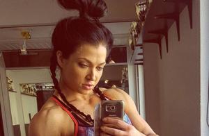 Driven by Passion and Love, She Constantly Strives to Create an Admirable Physique