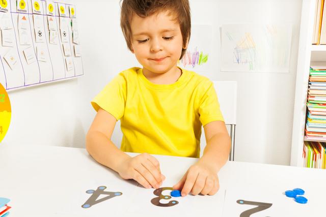 「超级宝妈」数学启蒙就是教孩子数“123”吗？恐怕你对数学的误会太深了