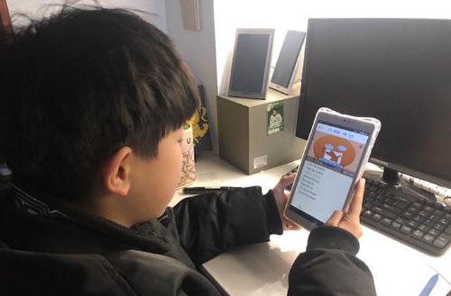超级宝妈：一上网课就三催四请讨价还价？给孩子规则感和动力感，学习才有效
