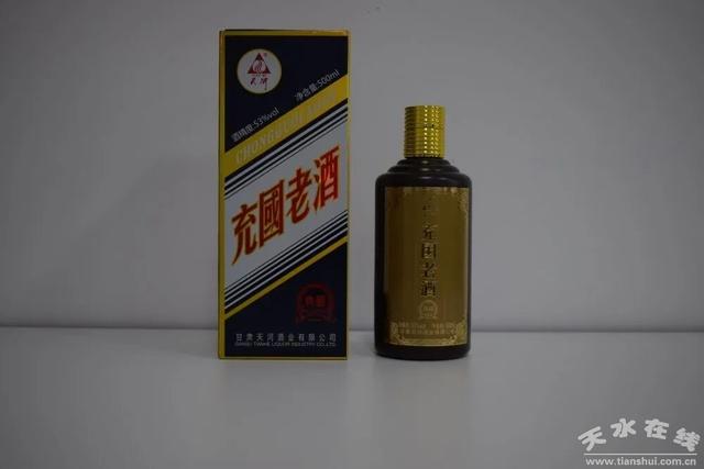 天河酒业举行新品鉴评会，六位中国著名白酒专家参加鉴评