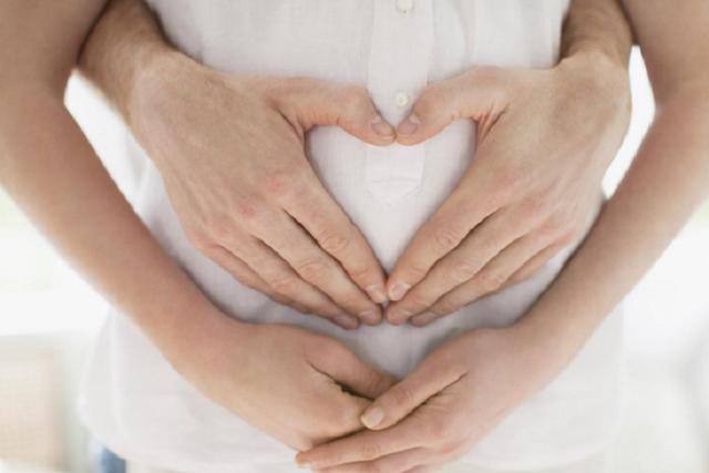 超级宝妈▲为啥很多生不出孩子的夫妻，领养一个就怀上了？背后原因耐人寻味