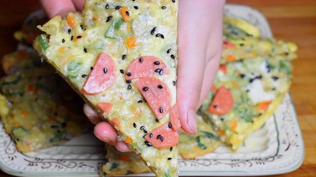 豆腐别炒着吃，加1把秋葵，比吃大鱼大肉都香，天天吃不够