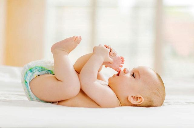超级宝妈|新生儿是怕热还是怕冷？可以从3个方面入手，帮助宝妈照顾好宝宝