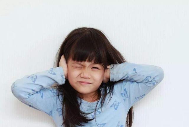 家庭教育影响重大，想让孩子有出息，这4点家长不可不知