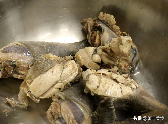 补上加补，乌鸡炖甲鱼去腥最重要！大厨教你2步去腥，香鲜味厚