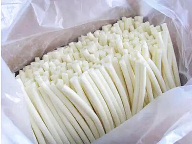 超级宝妈|胃镜看到吓人一幕,男童胃里惊现一团“胶水”,因吃了这种零食