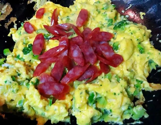 变着花样吃腊肠！醇厚浓郁，越嚼越香！还是小时候熟悉的味道