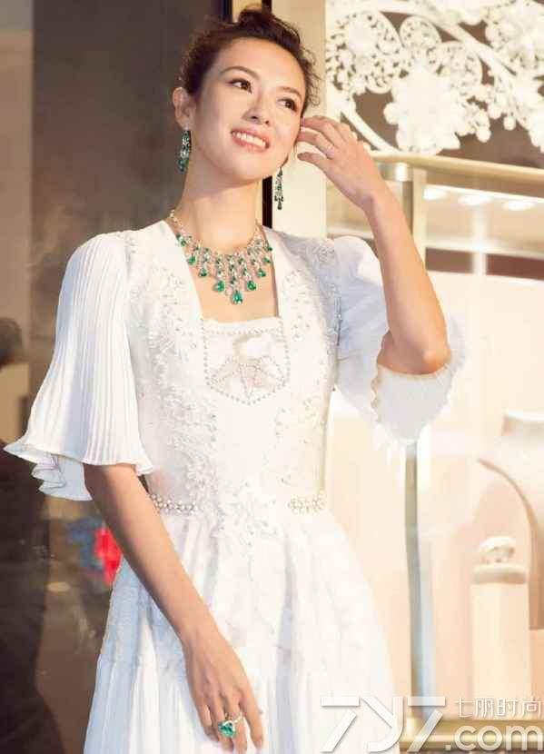 风驰|章子怡造型你给打几分?多年前穿“柠檬裙”走国际红毯,出尽风头