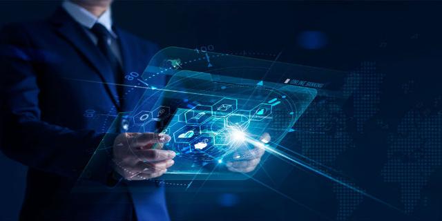 业务|杨望：金融科技变中求进