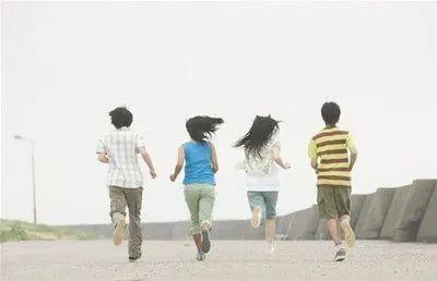 「你的育儿经」口罩后面的孩子们