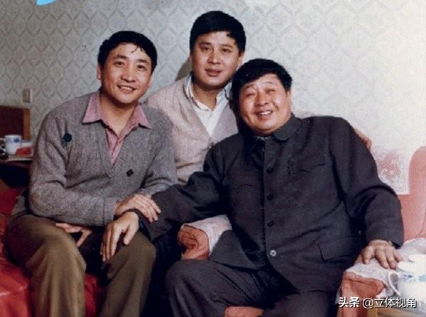 相声演员姜昆谈入行经历，登台便轰动北京城，马季主动开口收徒|fun娱乐