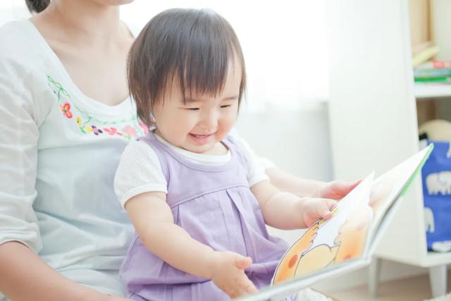 【你的育儿经】想要孩子会说话，口才好？你得从1岁前就努力了