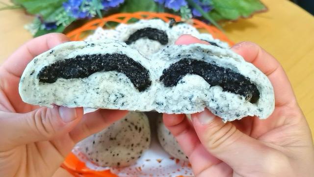 黑芝麻和面粉这样做，好吃营养还丰富，老少皆宜，制作还简单