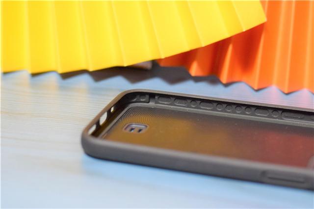 白色iPhone 12到了，保护套、快充头种草也到了