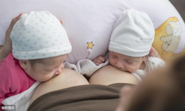 「你的育儿经」孕妇肚子里有2个胎儿，正开心，医生却说不是双胞胎