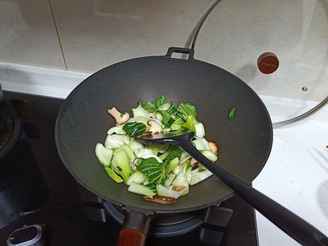 下雪天要吃这3个菜，热乎乎的，鲜美好吃又好做，连汤都不放过