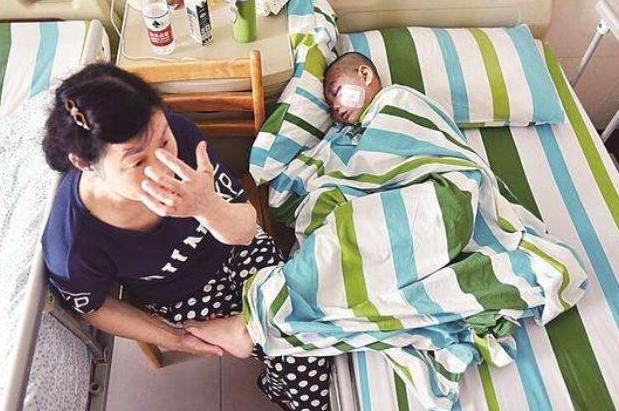 你的育儿经|5岁男孩每天吃“蛋炒饭”，10天后住进icu，医生怒斥：不配为父母