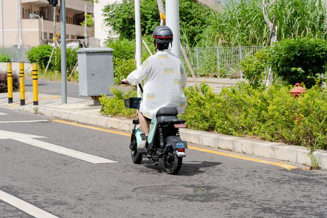 猛犸A5新国标电瓶车评测：除了无钥匙一键启动还有更香的