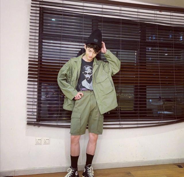 普拉达女王白敬亭|亭会穿 亭帅气