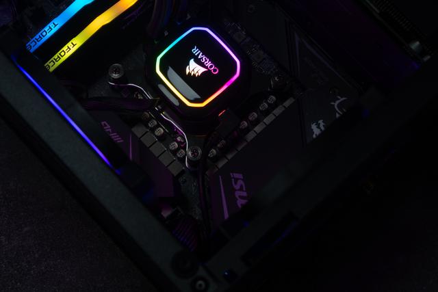 压制“雷王”，海盗船H100i RGB PRO XT一体水冷